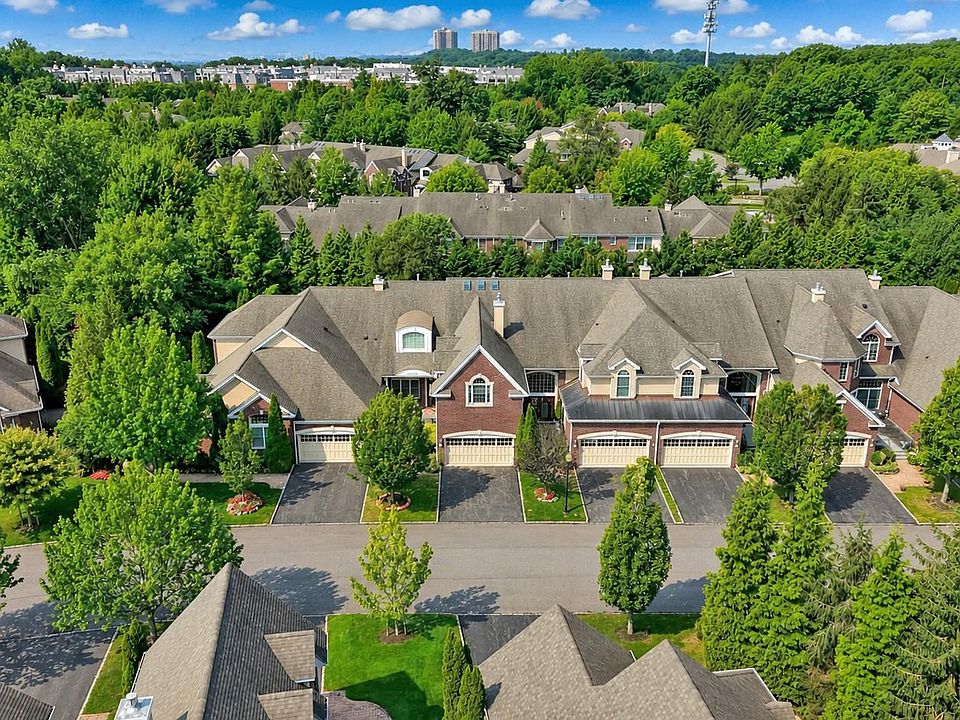 1st image of 9 Hathaway Lane