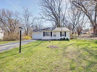 717 W Ralston Dr, Bloomington, IN 47403