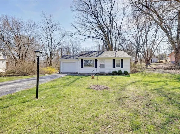 717 W Ralston Dr, Bloomington, IN 47403