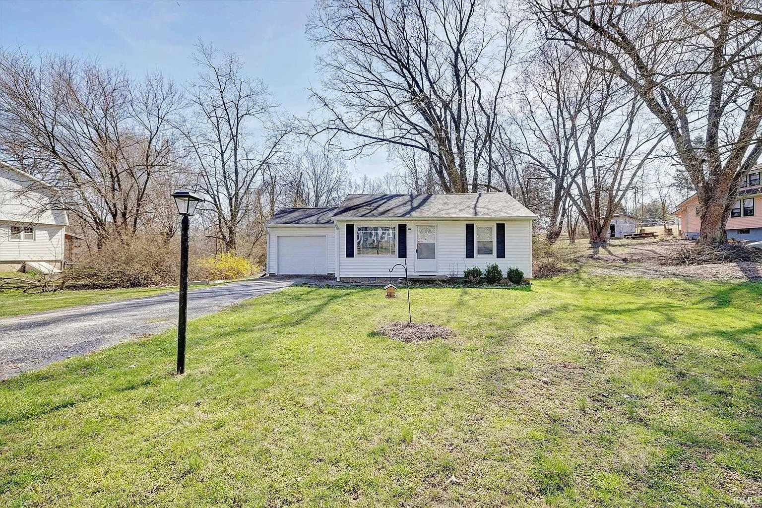 717 W Ralston Dr photo 1