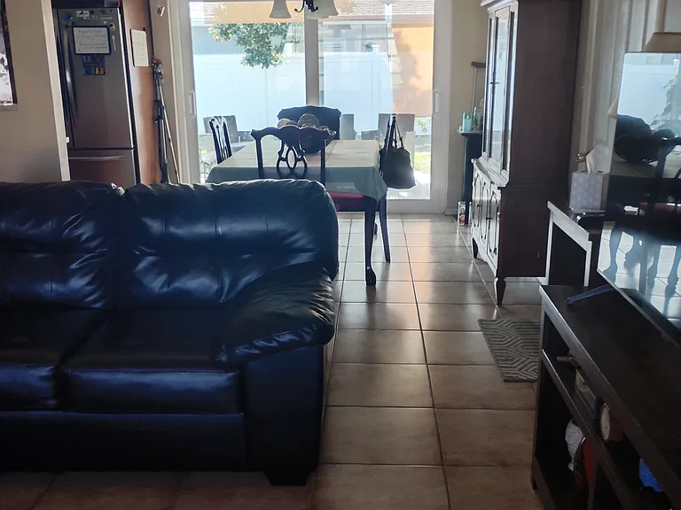 1751 Kenilworth Dr — Photo 18