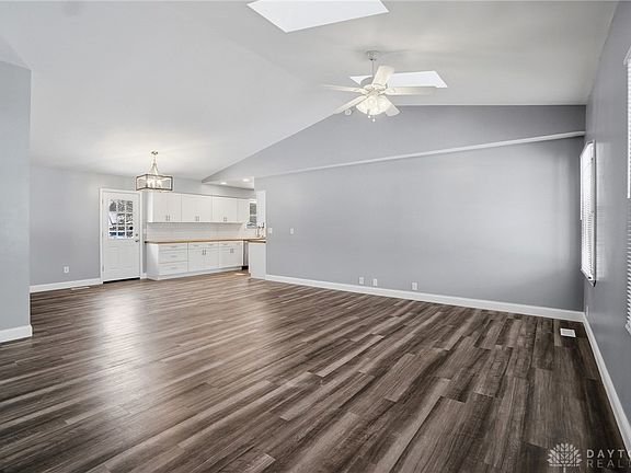 5th image of 1573 Orchard Valley Dr