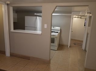 1047 S 32nd St #5, Omaha, NE 68105