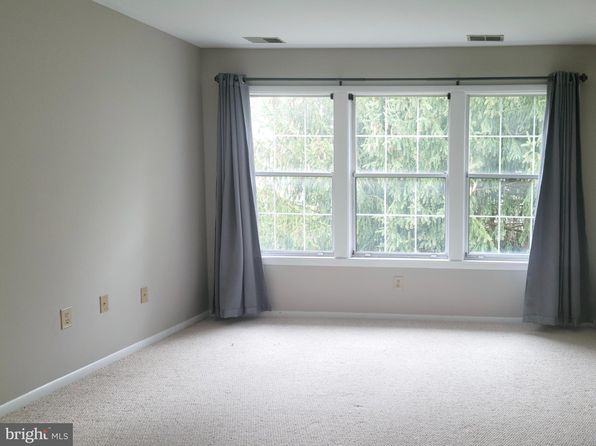 108 Wrangel Ct APT 11, Princeton, NJ 08540