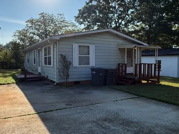 1103 S Meeting St, Statesville, NC 28677
