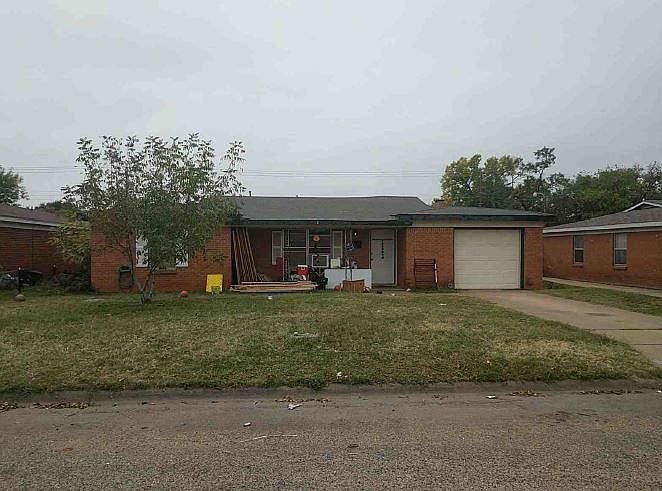 1st image of 1250 Briarwood St