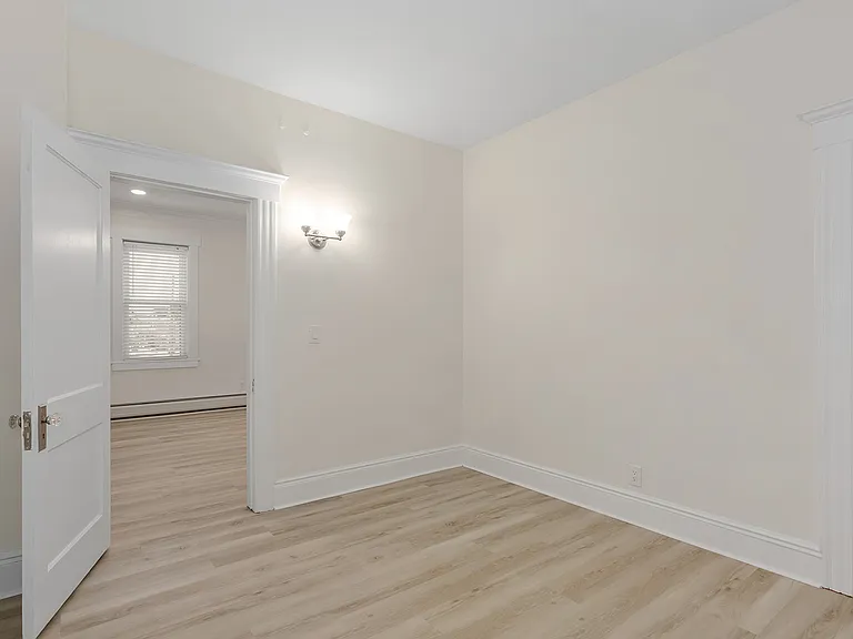 87 Paterson Ave #2 — Photo 25