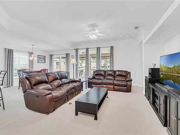 3rd image of 4409 Poplar Grove Ct