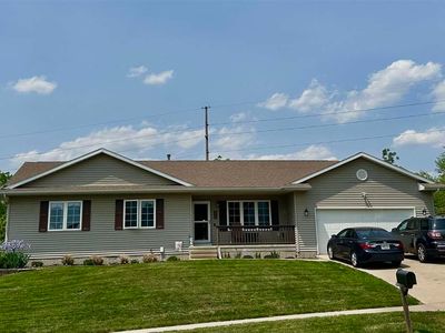 2436 N Ridge Dr, Coralville, IA, 52241