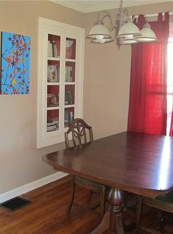 2nd image of 38 N Catherwood Ave