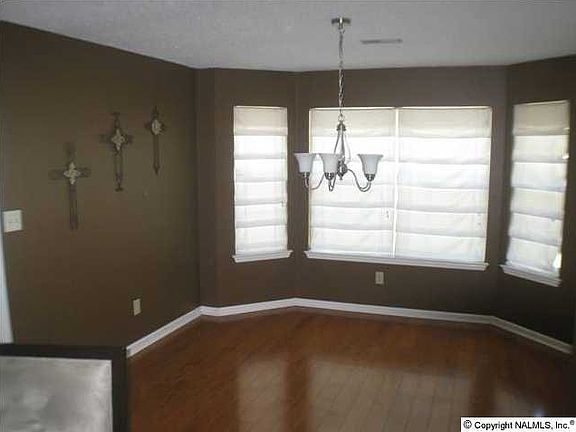 2nd image of 211 Brushcreek Dr SW