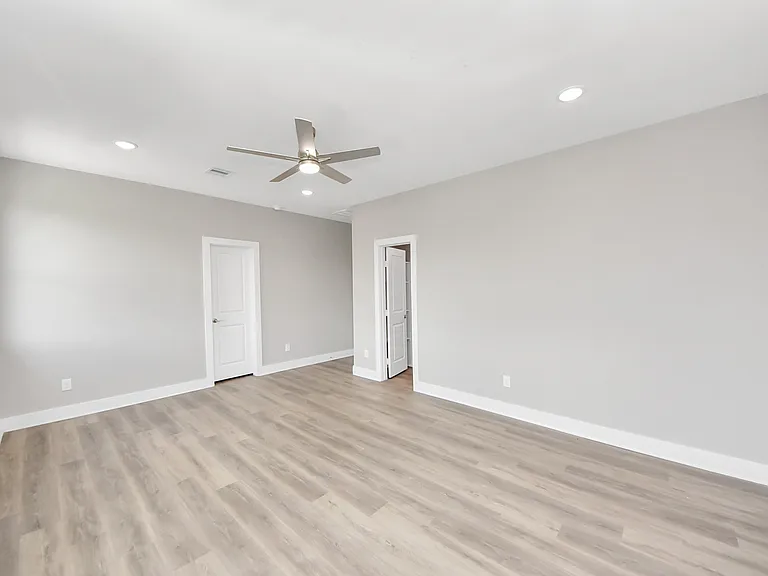 2608 Campbell St #1 — Photo 4