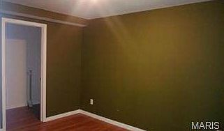 5th image of 115 Glen Meadows Dr