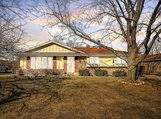3870 W College Ave, Greenfield, WI 53221
