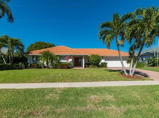806 Amber Dr, Marco Island, FL 34145