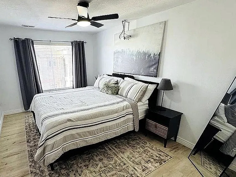 90 E Resaca Dr #C9 — Photo 4
