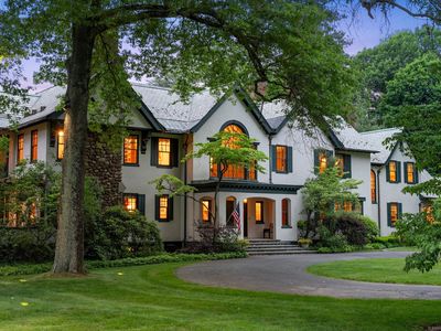 49 Mountain Spring Road, Farmington, CT, 06032
