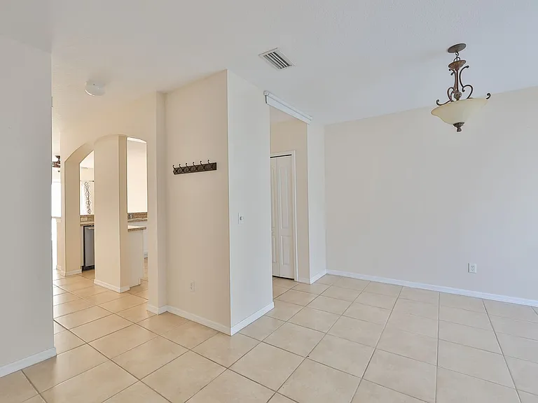 15843 Fishhawk View Dr — Photo 2