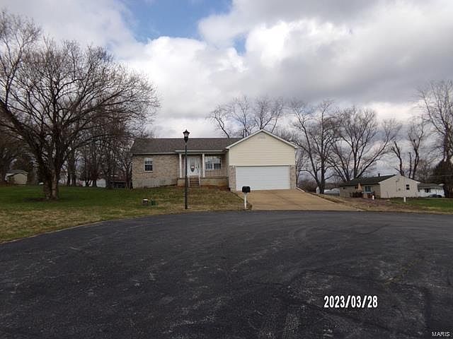 1st image of 9601 Meadow Trl