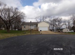 9601 Meadow Trl, Hillsboro, MO 63050