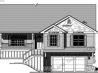 304 Emma Ln, Newberg, OR 97132