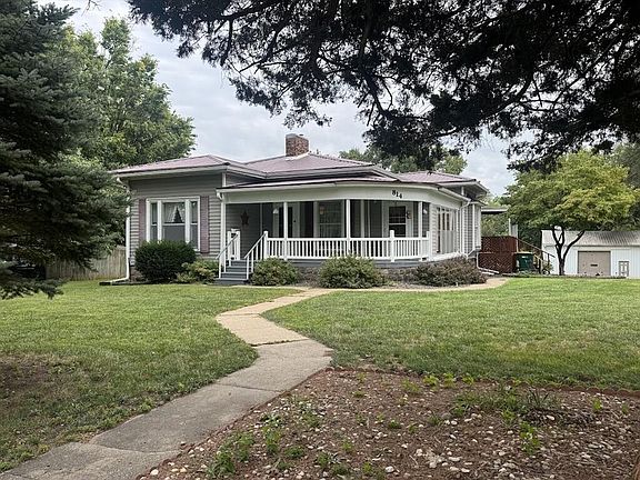 2nd image of 814 Vine St