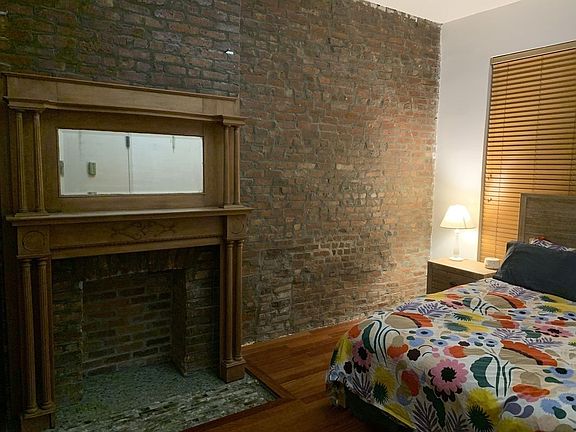 3rd image of 296 Halsey St #1