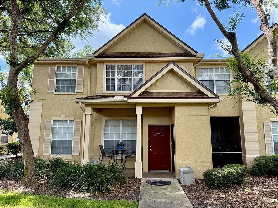 826 Grand Regency Point #203