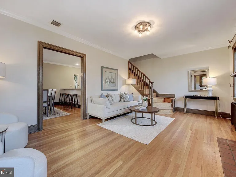 3722 Van Ness St NW — Photo 3