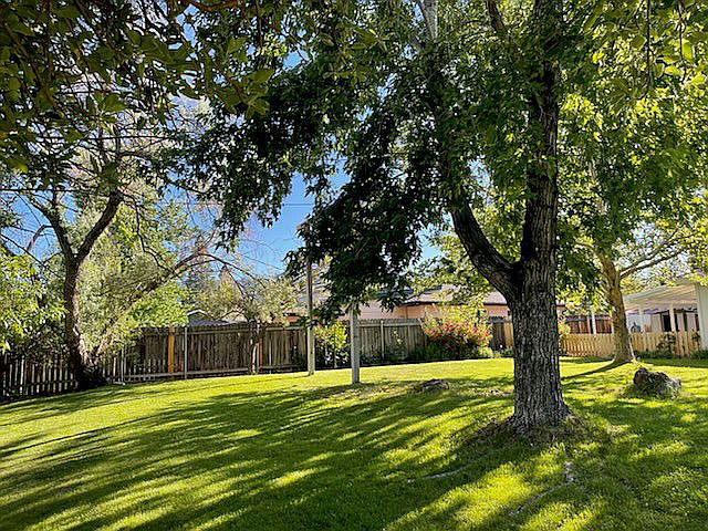 2nd image of 2470 Solari Dr