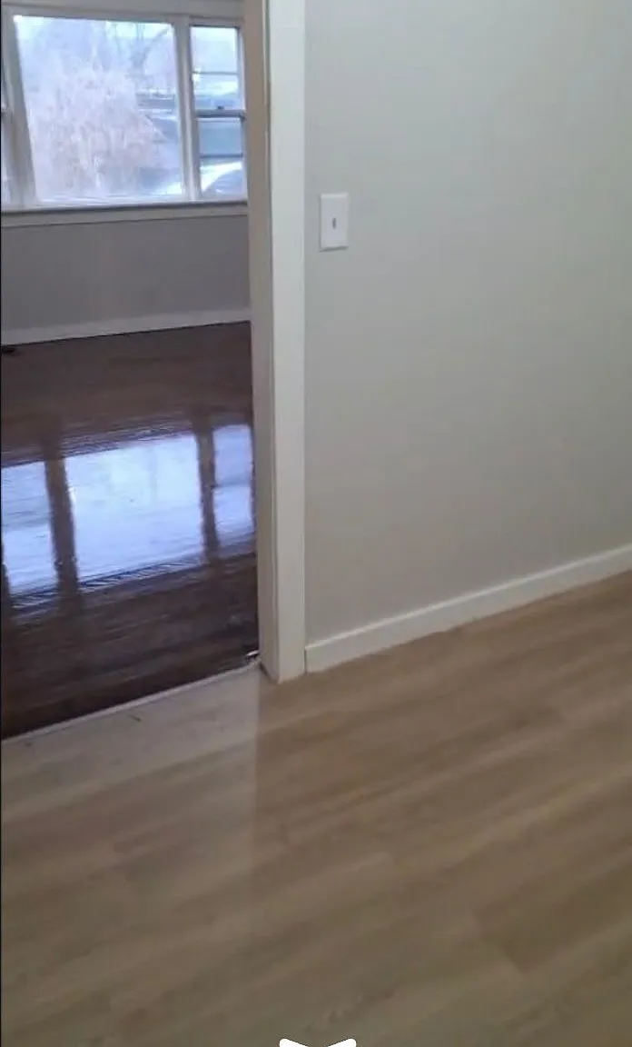5 bed, $2,550 — Photo 2