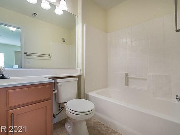 5th image of 220 Serenity Crest St #0