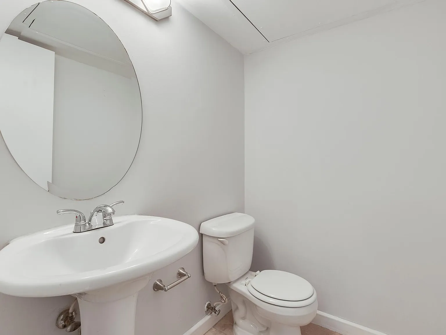 1 bed, 1.5 bath, 1208 sqft, $1,850 — Photo 4