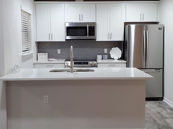 4th image of 8534 Goldeneye Ln