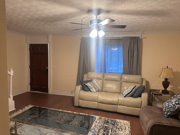 1002 Carla Pl — Photo 21