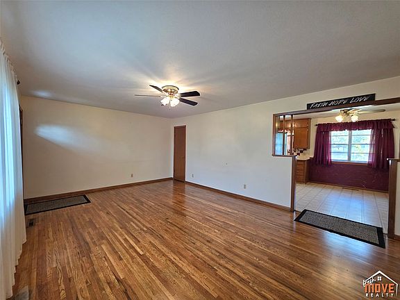 5th image of 1106 Pearl St