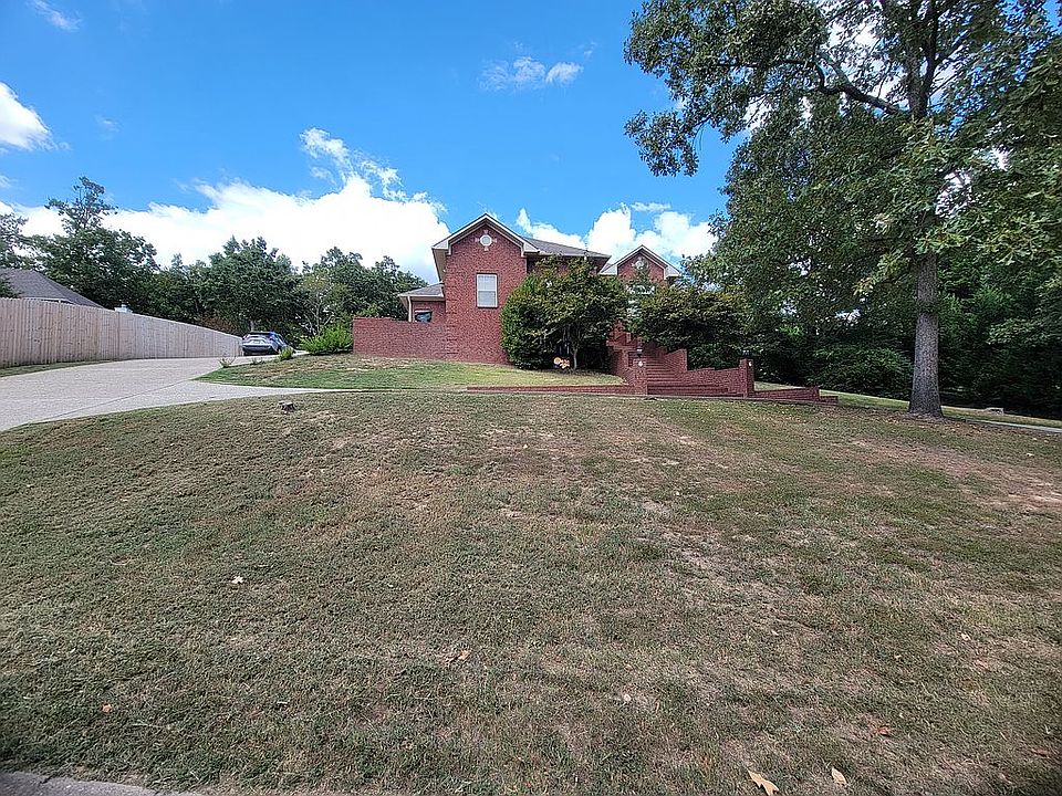 1st image of 7 Stonegate Shores Dr