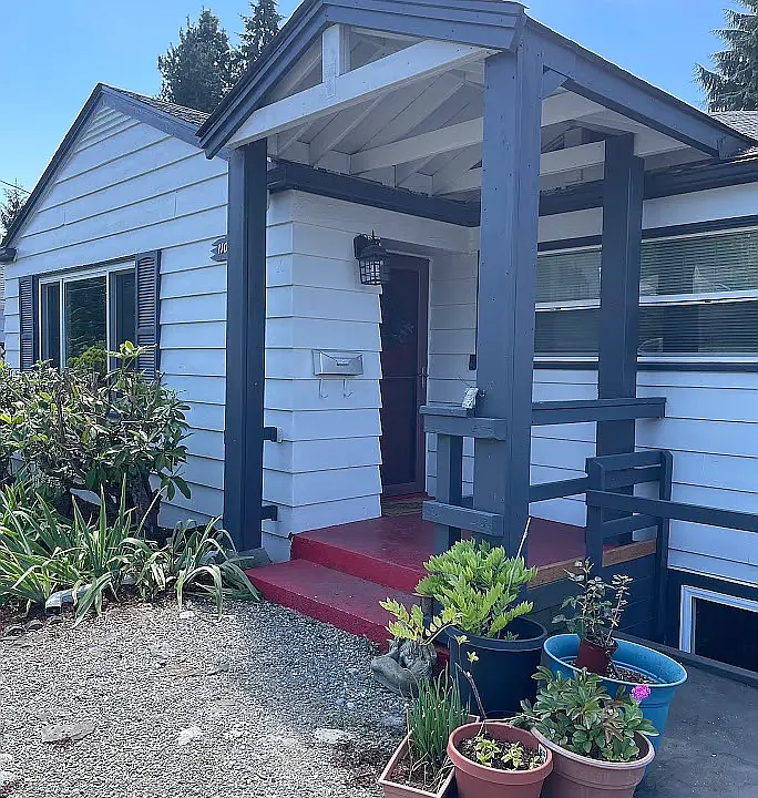 11029 14th Ave NE