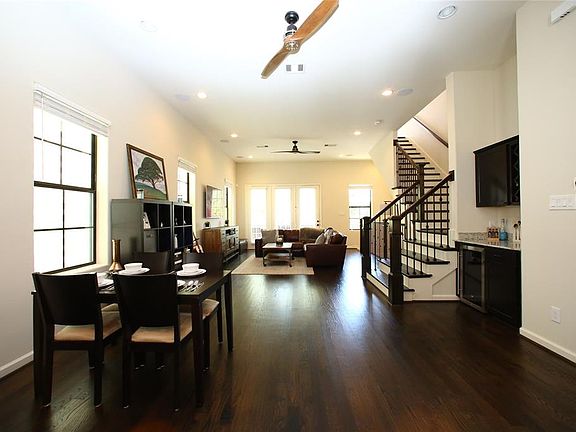 3rd image of 1404 W 26th St #B