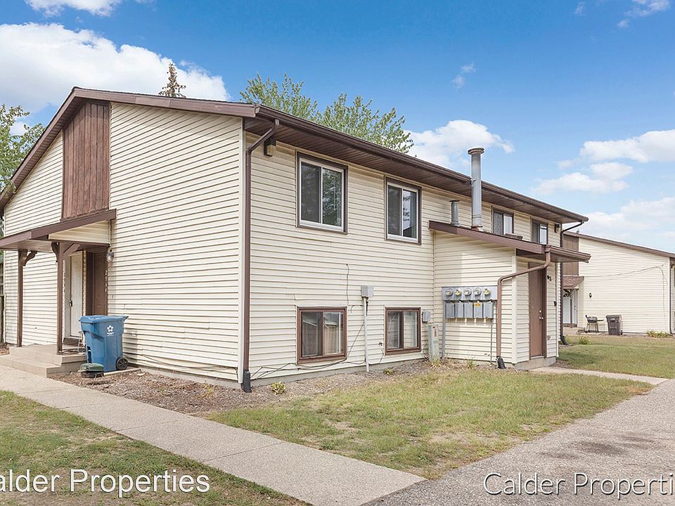 1st image of 2944 Vineland Ave SE #10447426