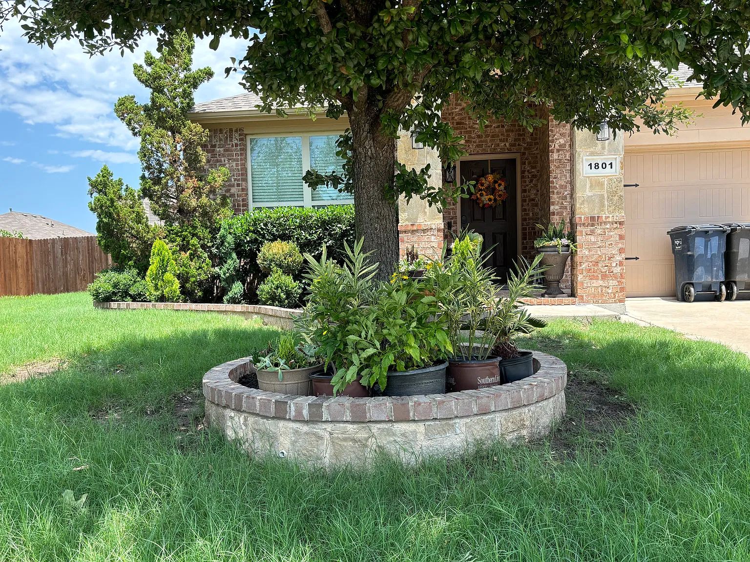 1801 Velarde Rd — Photo 4