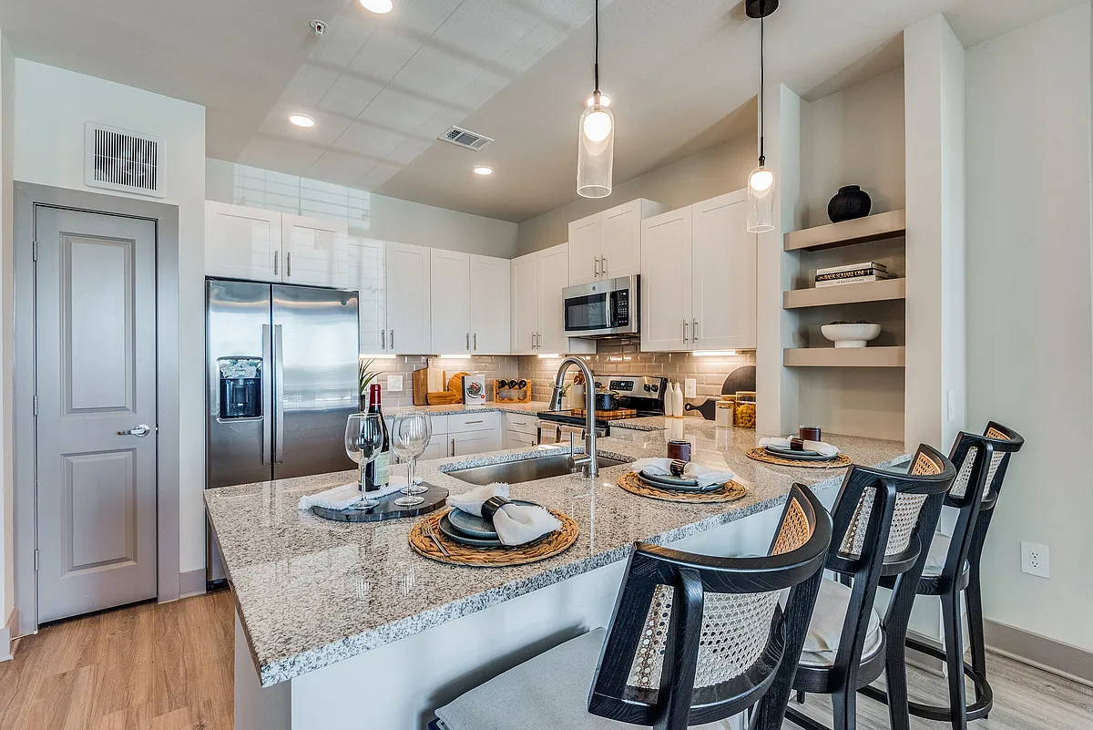 Building Photo - Birchstone Cedar Ridge