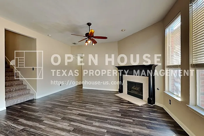 4 bed, 2.5 bath, 2510 sqft, $2,790 — Photo 4