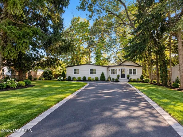 233 Arkansas Avenue, Toms River, NJ 08753