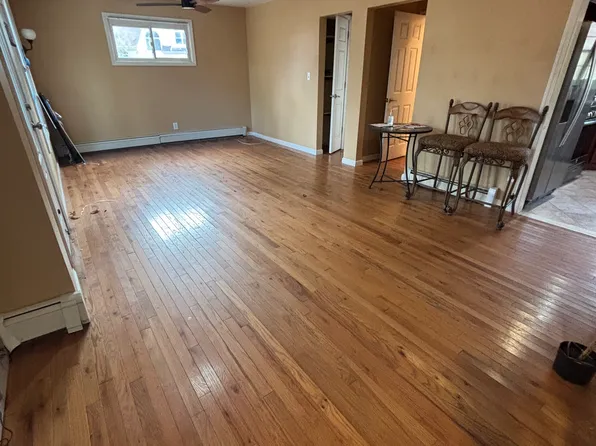 (undisclosed Address), Hauppauge, NY 11788