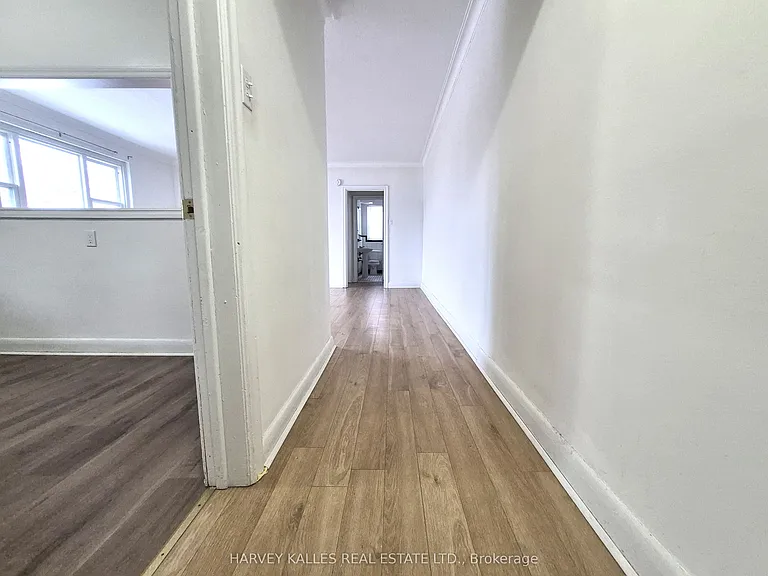 2905 Saint Clair Ave E #12 — Photo 13