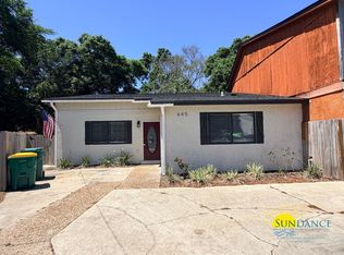 645 Virginia Oak Ct, Fort Walton Beach, FL 32548