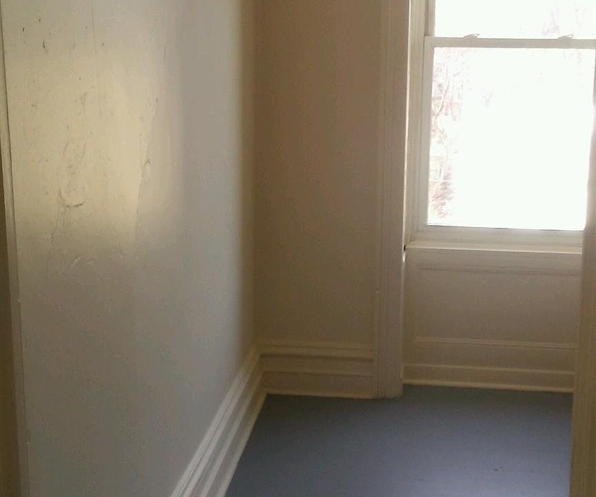 2nd image of 29 2nd Ave Unit 2A