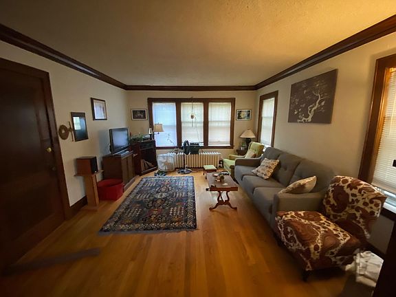 2nd image of 1696 Hague Ave APT 2
