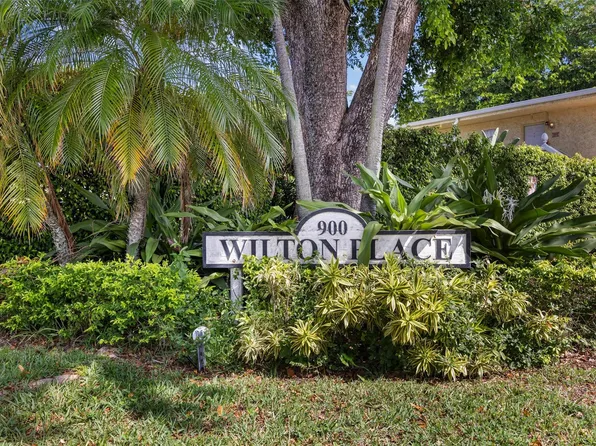 900 NE 26th Street #9, Wilton Manors, FL 33305